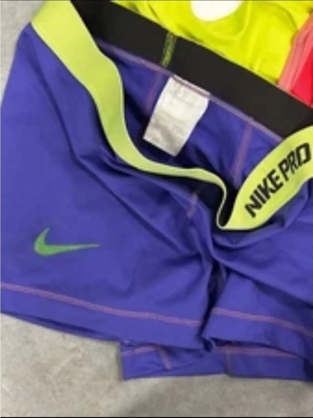 Nike Pro Dri Fit  Woman’s 3 PC Athleisure Set Comp Shorts Sports Bra Tank S-XS